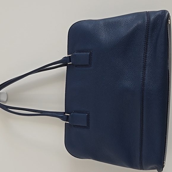 Kate Spade laptop purse - Picture 5 of 8